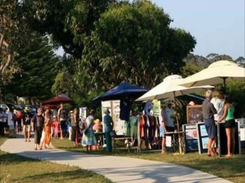 Art On The Path January - Tourism TAS 0