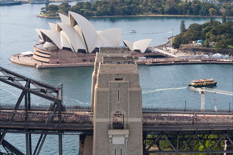 Blackmores Sydney Running Festival - Tourism TAS 2