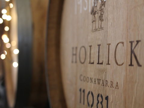 FOUR & TWENTY BLACKBIRDS - Hobart Tourism 0
