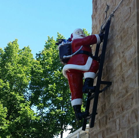 Hahndorf Christmas Market Walking Tours - Tourism TAS 1
