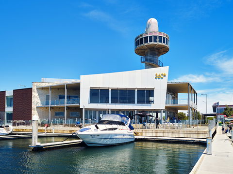 An Afternoon Of High Tea At 360Q - Tourism TAS 1