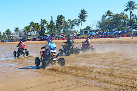 Beach Motorcycle Races - Hobart Tourism 2