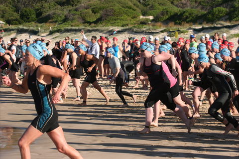 Port Stephens Triathlon Festival - Tourism TAS 0