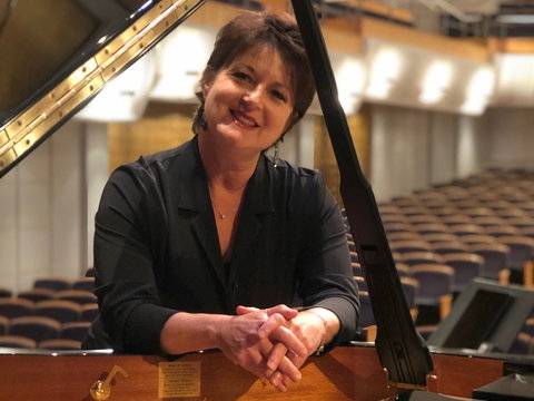 Selby And Friends: Beethoven's Ghost Burradoo - Hobart Tourism 0