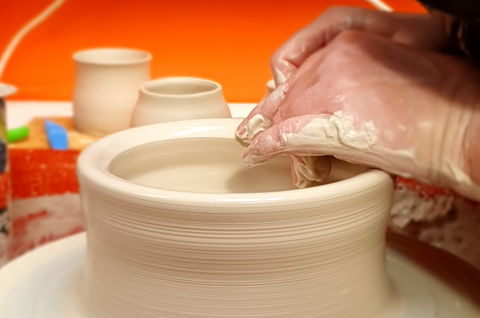 Beck Davies Ceramics Pottery Classes And Workshops - Tourism TAS 1