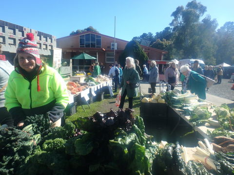 Brown Hill Market - Hobart Tourism 0