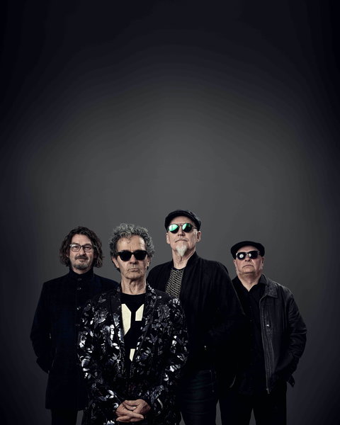 Choirboys: The Hits & 6-pack Of Bruce Springsteen - Tourism TAS 0