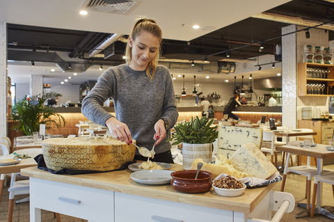 Flaming Cheese Wheel And Wine Experience: Gasworks - Hobart Tourism 0