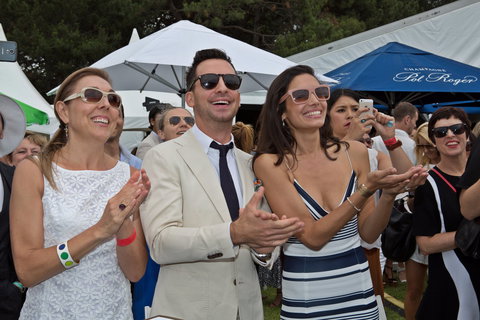 Land Rover Polo In The City - Tourism TAS 2