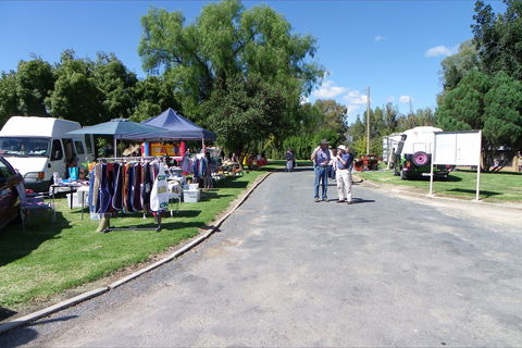 Markets By The Sub - Tourism TAS 1