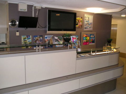 Beachfront Towers - Tourism TAS 2