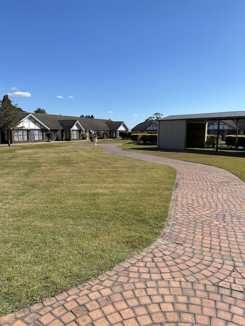 Airport Motel Sir Francis Drake - Tourism TAS 2