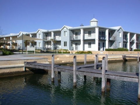 C Mandurah Resort - Tourism TAS 0