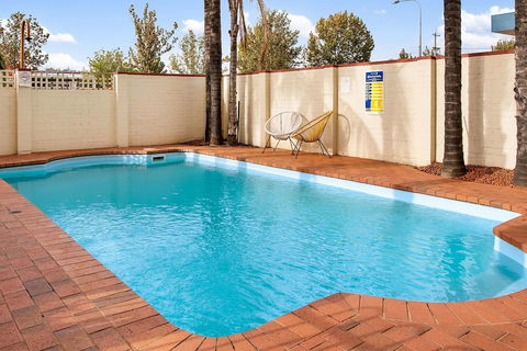 Econo Lodge Griffith Motor Inn - Tourism TAS 3