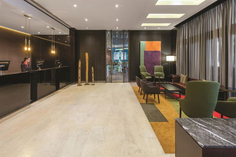 Adina Apartment Hotel Melbourne - Tourism TAS 5