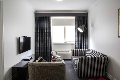 Collins Hotel - Tourism TAS 3