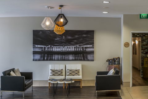Pacific Suites Canberra - Tourism TAS 4