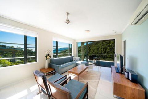 Summit Apartments Airlie Beach - Tourism TAS 4