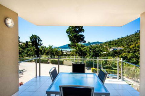 Summit Apartments Airlie Beach - Tourism TAS 2