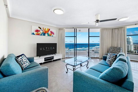 ULTIQA Beach Haven At Broadbeach - Tourism TAS 1
