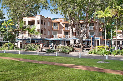 Alassio Palm Cove - Tourism TAS 1