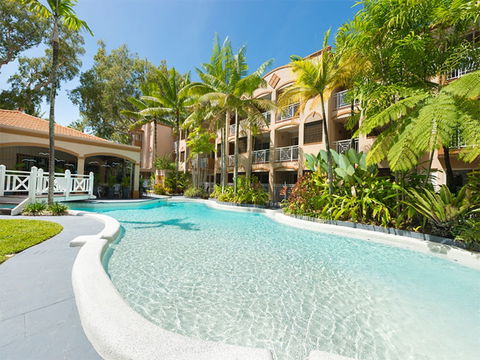 Alassio Palm Cove - Tourism TAS 3