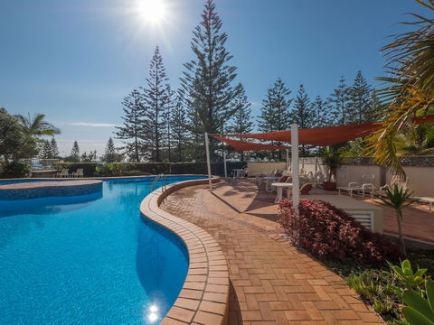 Burleigh Surf Apartments - Tourism TAS 6