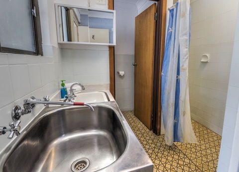 Emu Beach Chalets - Tourism TAS 5