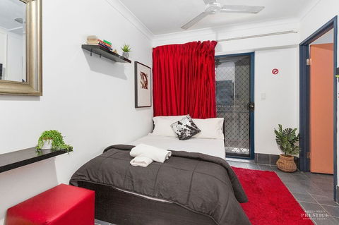 Arrival Accommodation Centre - Tourism TAS 5