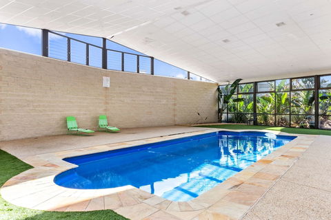 Quality Suites Point Cook Seasons 5 - Tourism TAS 4