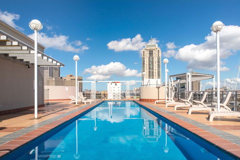 Seasons Darling Harbour - Tourism TAS 3
