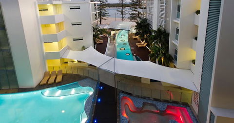 Rumba Beach Resort - Hobart Tourism 6