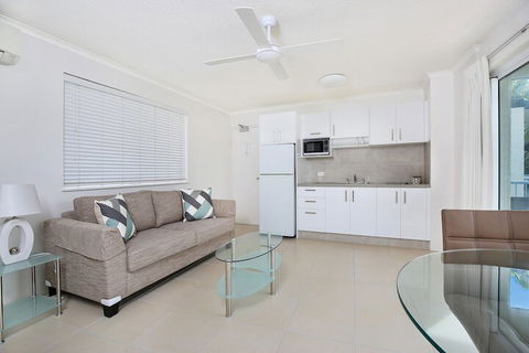 Beachside Mooloolaba - Tourism TAS 3
