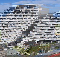Broadbeach Savannah Hotel  Resort - Tourism TAS