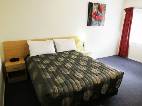 Edinburgh Motor Inn - Tourism TAS 5