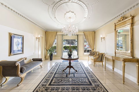 Canterbury International Hotel - Tourism TAS 6