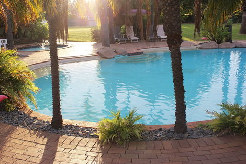 Swan Hill Resort - Hobart Tourism 3