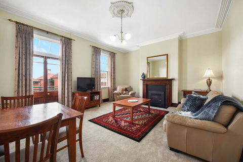 Apartments At York Mansions - Tourism TAS 7