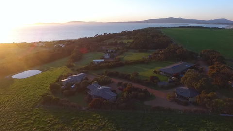 Limosa Rise - Hobart Tourism 0