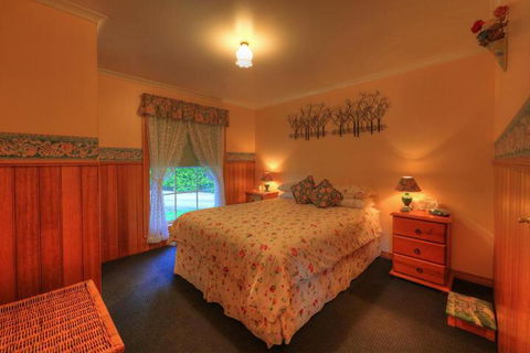 Rosebank Cottage Collection - Tourism TAS 6