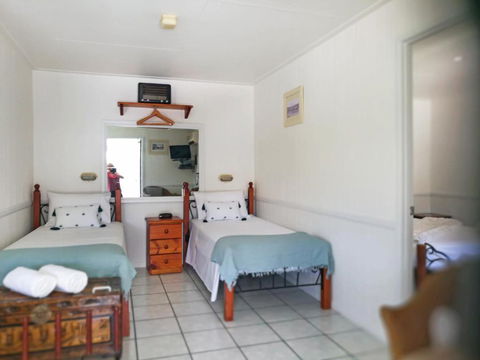 Chillagoe Cabins & Tours - Tourism TAS 4