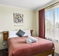 Sharonlee Strahan Villas - Tourism TAS