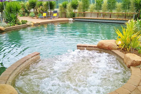 Island Leisure Resort - Tourism TAS 4