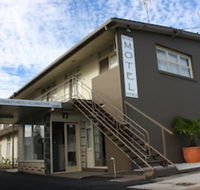 Golden Shores Airport Motel - Tourism TAS