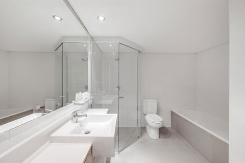 Adina Apartment Hotel Wollongong - Hobart Tourism 4