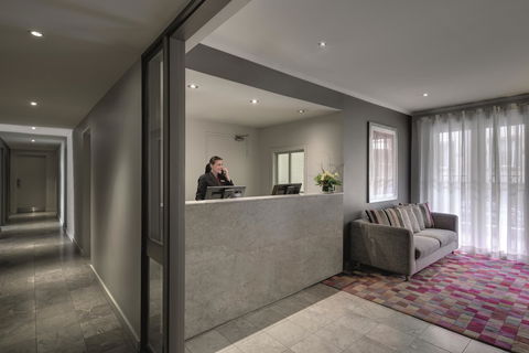 Adina Apartment Hotel Sydney Chippendale - Hobart Tourism 5
