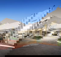 Ciloms Airport Lodge - Tourism TAS