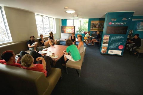 Base Backpackers Brisbane Uptown Hostel - Hobart Tourism 2