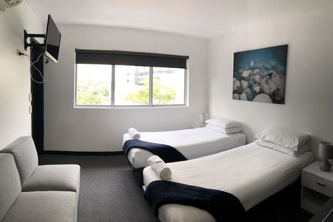 Base Backpackers Brisbane Uptown Hostel - Hobart Tourism 4