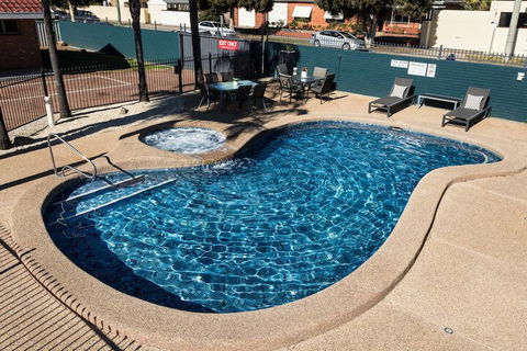 Addison Motor Inn - Tourism TAS 3
